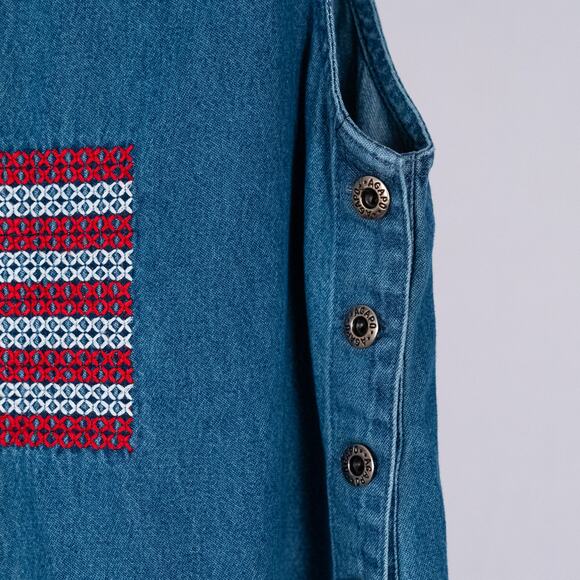 Women's Denim Jumper Dress Medium PETITE Embroidered USA Flag Patriotic Casual - Picture 3 of 7